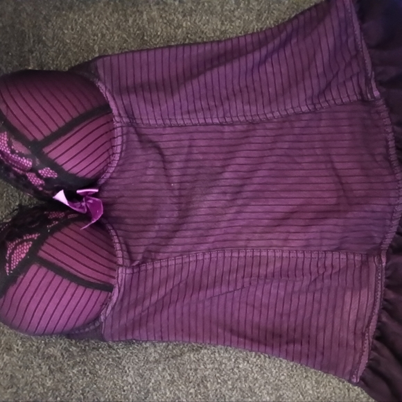 Halter Top - Picture 2 of 3